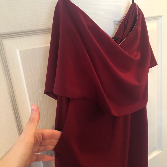 Lulu’s Red Strapless Midi Dress - Picture 4 of 9